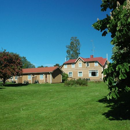 Gaestgard Christiansund Hotel Екеро Екстериор снимка